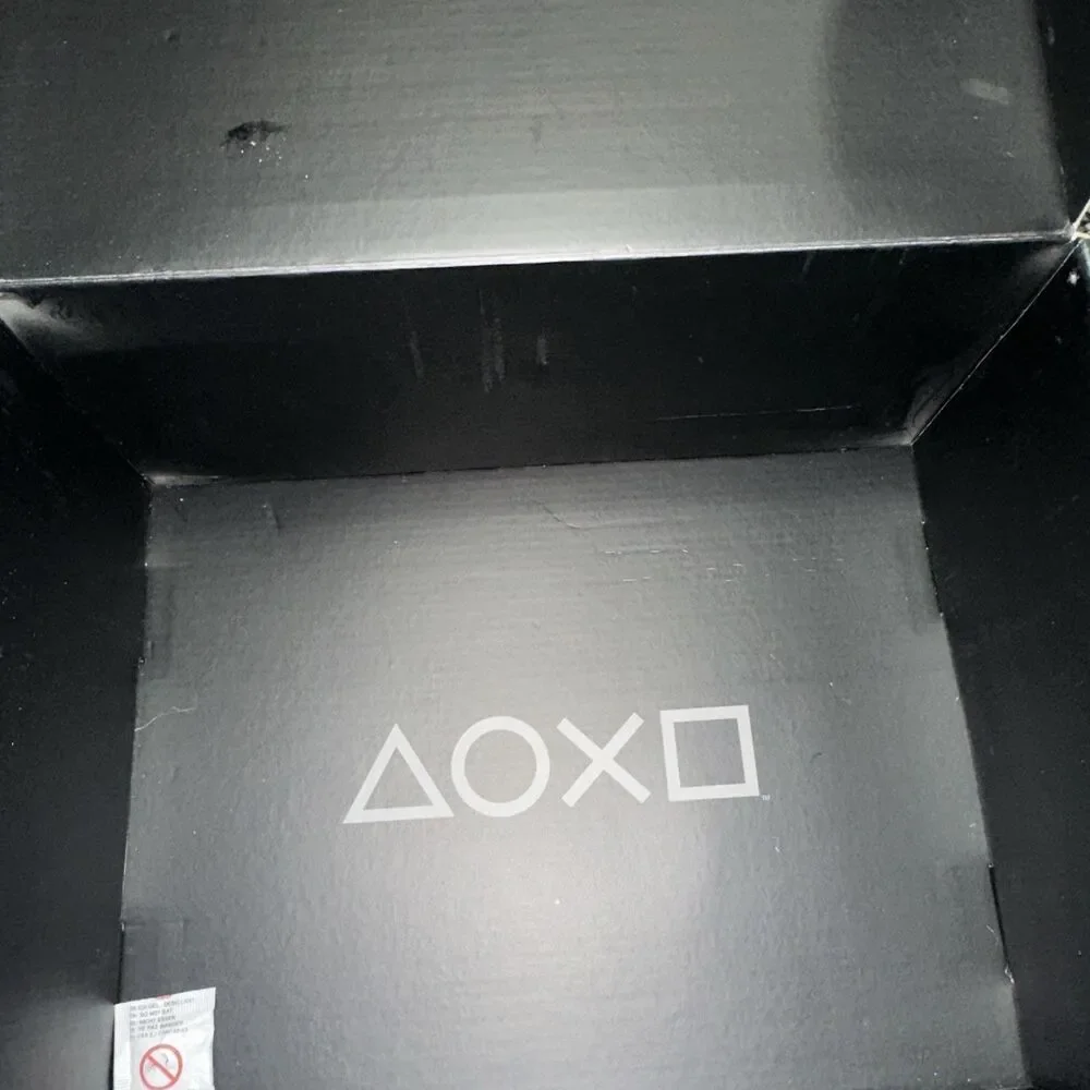 2018 GameStop Sony PlayStation PS4 CultureFly Promo Bundle NWT w/ Box